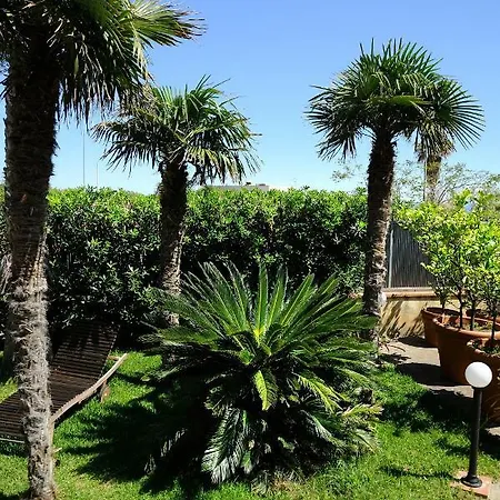 بيت ضيافة Alba Mondello 3*