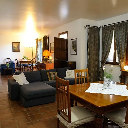 بيت ضيافة Alba Mondello 3*